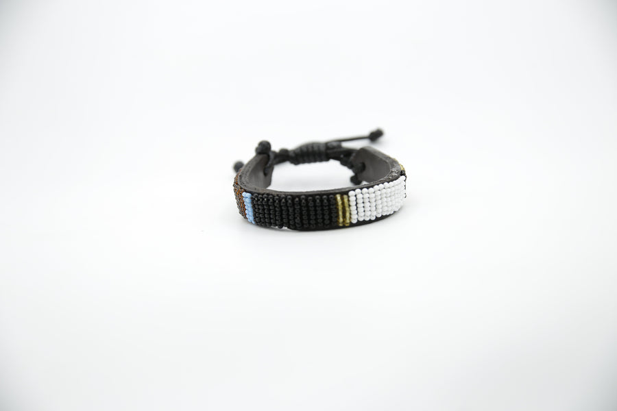 Maaai Beaded Bracelet 26 - Adjustable Cord