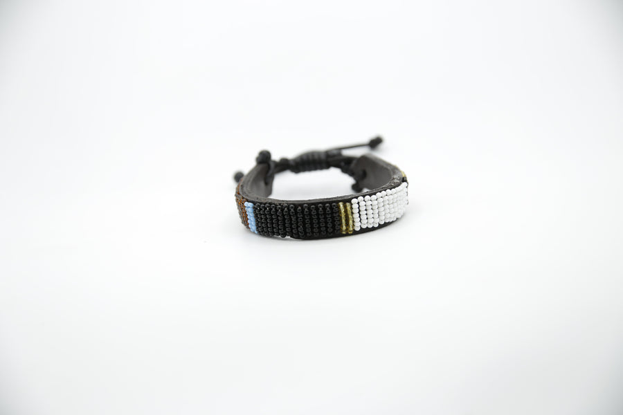 Maaai Beaded Bracelet 26 - Adjustable Cord