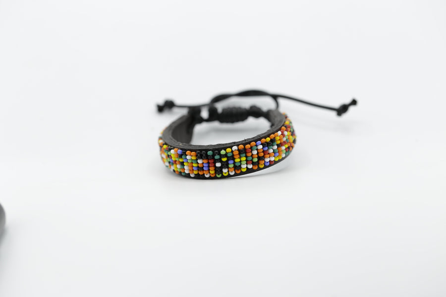 Maaai Beaded Bracelet 8 - Adjustable Cord