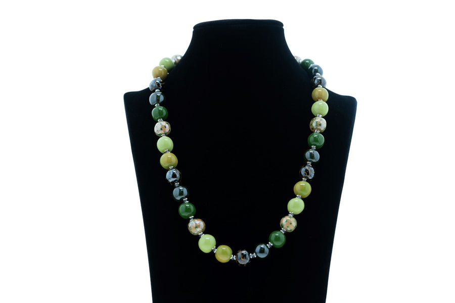 M.O.P Grassjumper necklace - Kanga bead